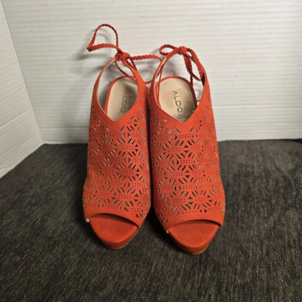 ALDO Laser-Cut Open Toe Heels Shoes Red Womens Size 8